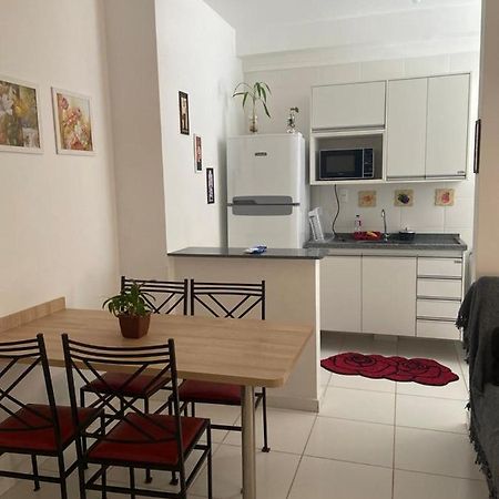 Apartamento Mari 3 Appartamento São Carlos Esterno foto